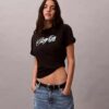 T-shirt boxy con logo in rilievo T-shirt boxy con logo in rilievo