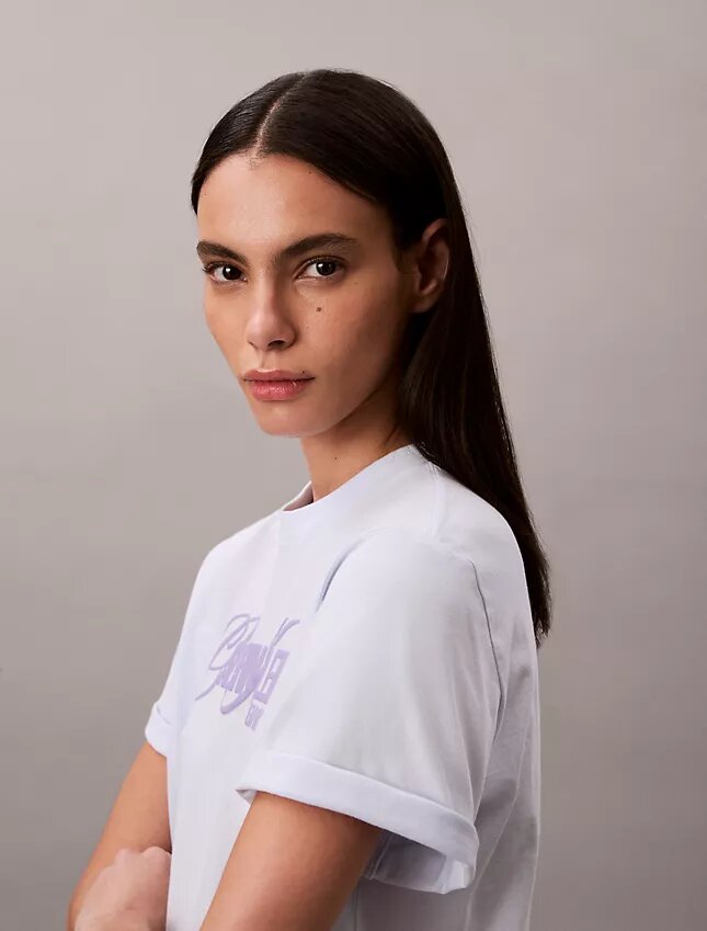 T-shirt boxy con logo in rilievo T-shirt boxy con logo in rilievo