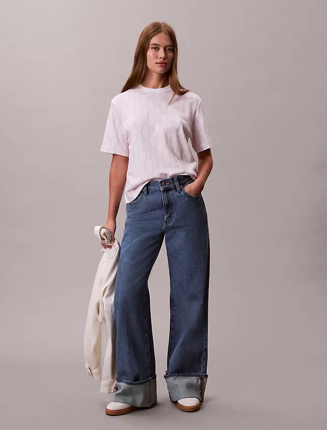 T-shirt boxy con Monogram su tutta la superficie T-shirt boxy con Monogram su tutta la superficie