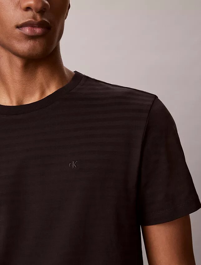 T-shirt classica a righe T-shirt classica a righe