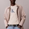 T-shirt classica a righe con grafica Monologo T-shirt classica a righe con grafica Monologo