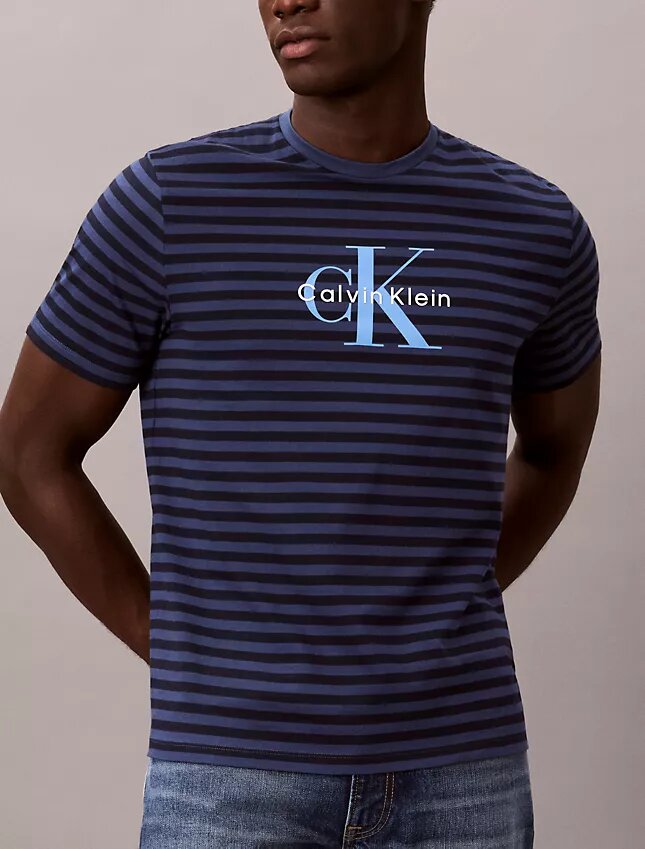 T-shirt classica a righe con grafica Monologo T-shirt classica a righe con grafica Monologo