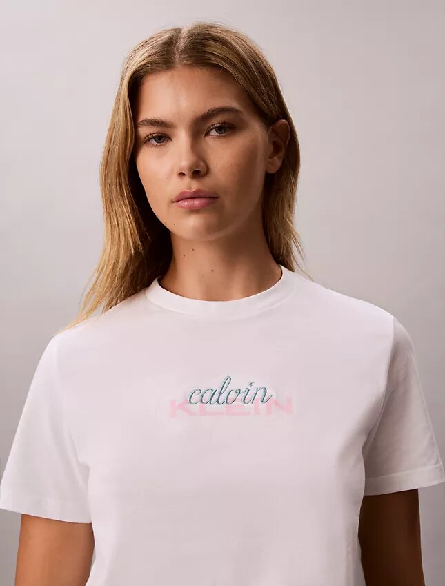 T-shirt classica con grafica a strati del logo T-shirt classica con grafica a strati del logo