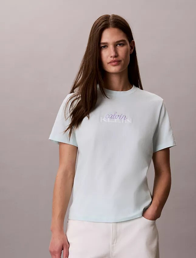 T-shirt classica con grafica a strati del logo T-shirt classica con grafica a strati del logo