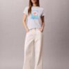 T-shirt classica con grafica margherita T-shirt classica con grafica margherita