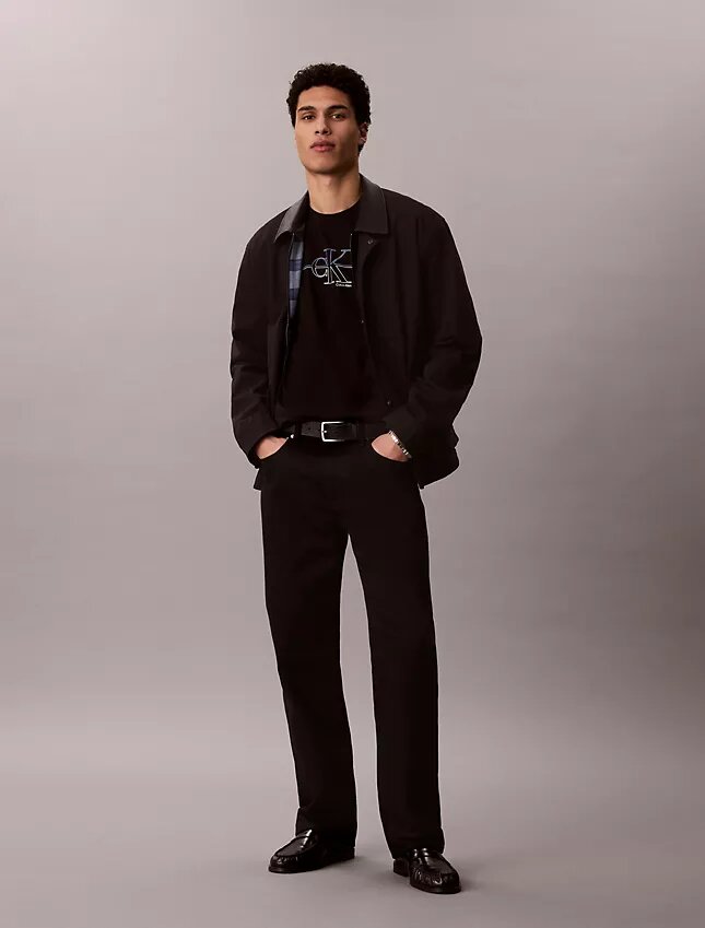 T-shirt classica con grafica Monogram Line T-shirt classica con grafica Monogram Line