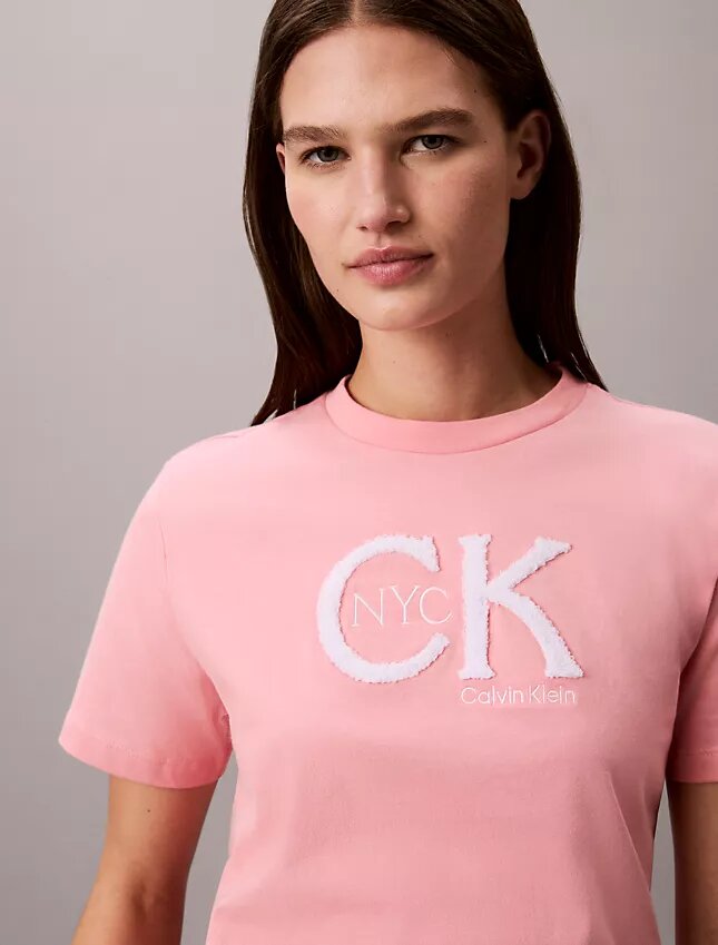 T-shirt classica con grafica Monogram Nyc T-shirt classica con grafica Monogram Nyc