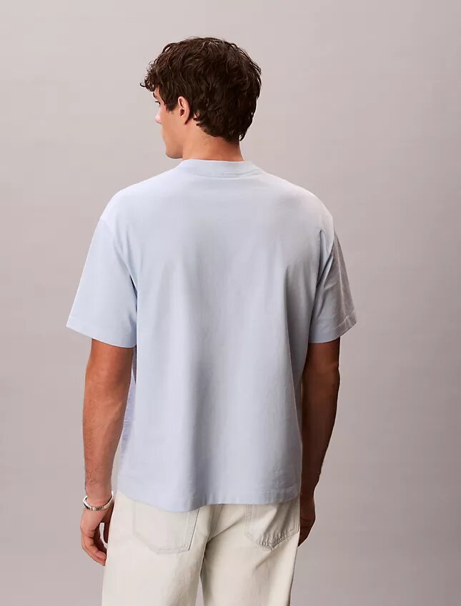 T-shirt classica con grafica Monologo T-shirt classica con grafica Monologo