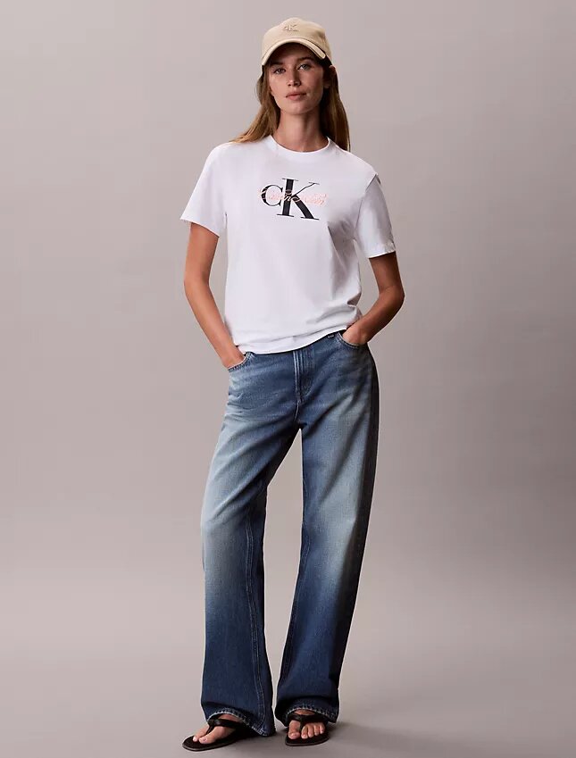 T-shirt classica con grafica Script Monologo T-shirt classica con grafica Script Monologo