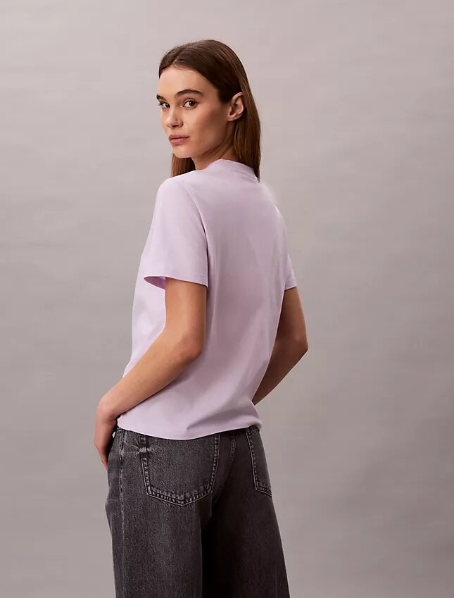 T-shirt classica con grafica Script Monologo T-shirt classica con grafica Script Monologo