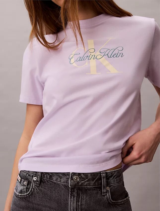 T-shirt classica con grafica Script Monologo T-shirt classica con grafica Script Monologo