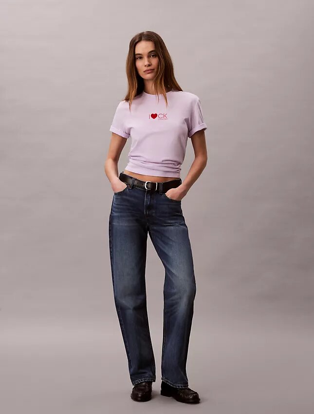 T-shirt classica con logo a cuore T-shirt classica con logo a cuore