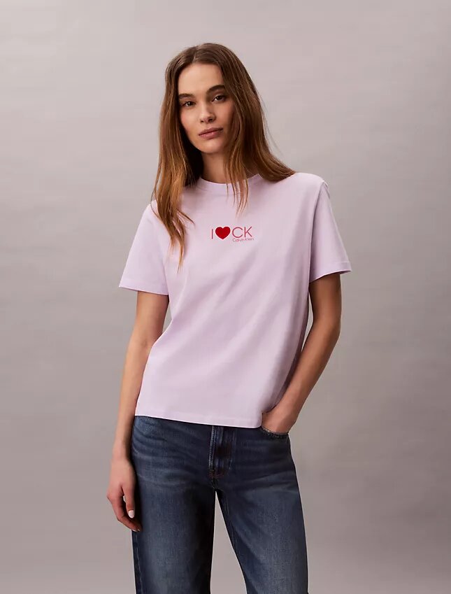T-shirt classica con logo a cuore T-shirt classica con logo a cuore