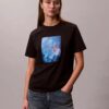 T-shirt classica con logo floreale T-shirt classica con logo floreale