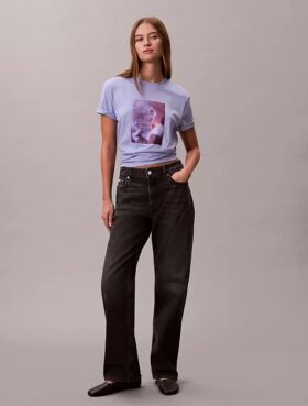 T-shirt classica con logo floreale