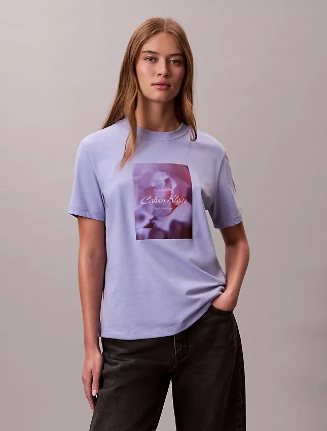 T-shirt classica con logo floreale T-shirt classica con logo floreale