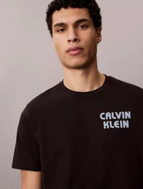 T-shirt classica con logo grafico retrò