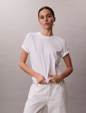 T-shirt classica con logo in caratteri script su tutta la superficie