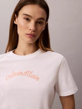 T-shirt classica con logo in feltro