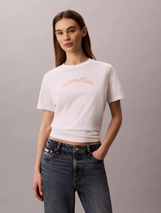 T-shirt classica con logo in feltro T-shirt classica con logo in feltro