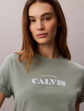 T-shirt classica con logo in grassetto