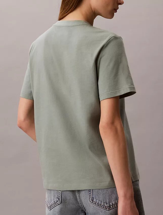 T-shirt classica con logo in grassetto T-shirt classica con logo in grassetto
