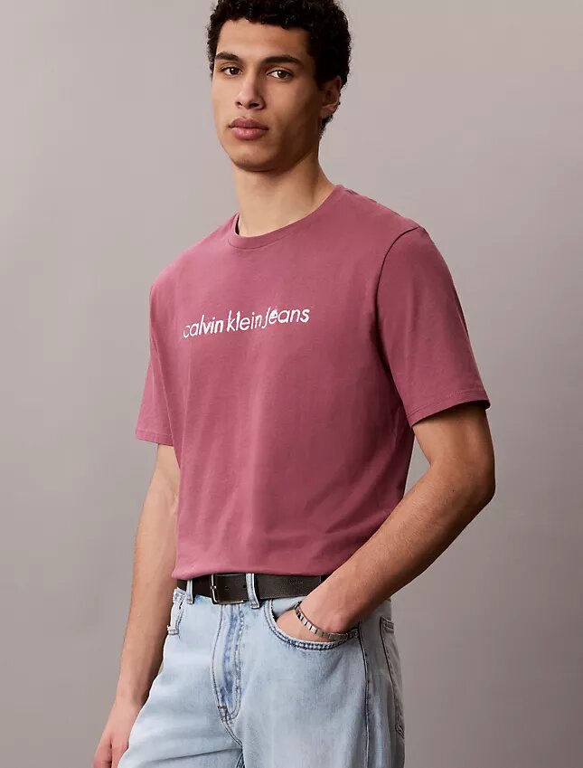 T-shirt classica con logo in minuscolo T-shirt classica con logo in minuscolo