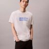 T-shirt classica con logo sbiadito T-shirt classica con logo sbiadito