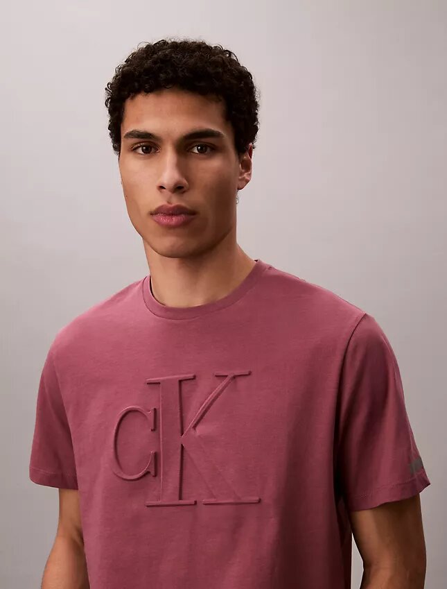 T-shirt classica con Monogram in rilievo T-shirt classica con Monogram in rilievo
