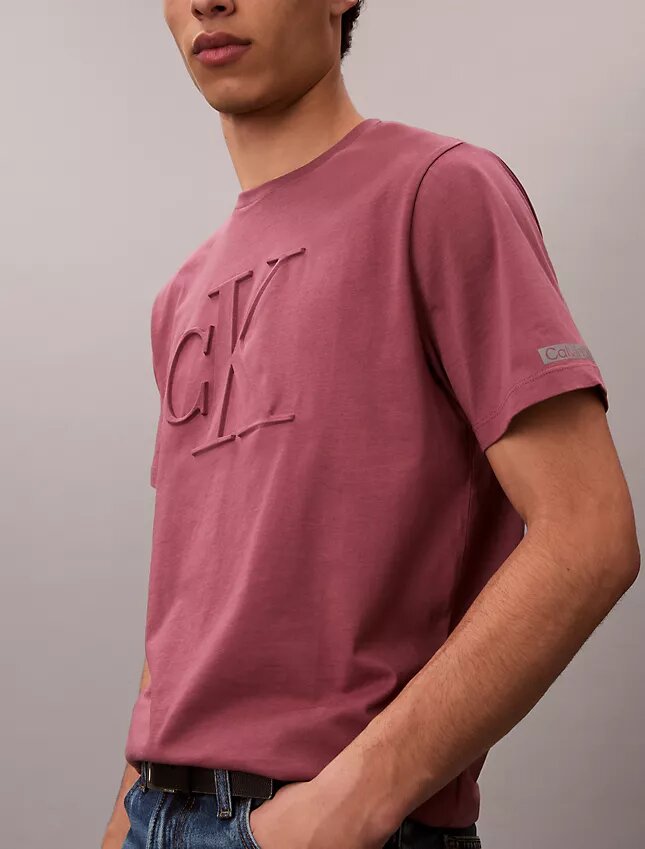 T-shirt classica con Monogram in rilievo T-shirt classica con Monogram in rilievo