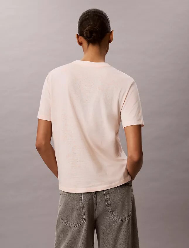 T-shirt classica con stampa floreale T-shirt classica con stampa floreale