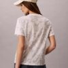 T-shirt classica con stampa floreale T-shirt classica con stampa floreale