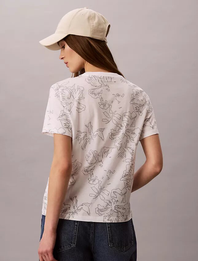 T-shirt classica con stampa floreale T-shirt classica con stampa floreale