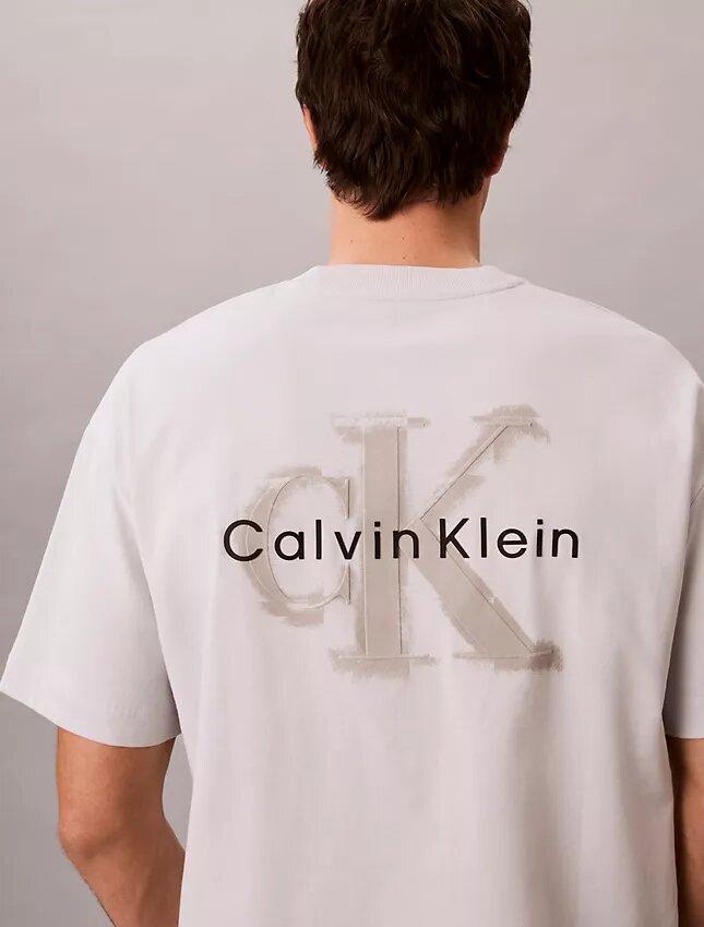 T-shirt comoda con grafica Monologo effetto consumato T-shirt comoda con grafica Monologo effetto consumato