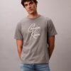 T-shirt comoda con logo in script T-shirt comoda con logo in script