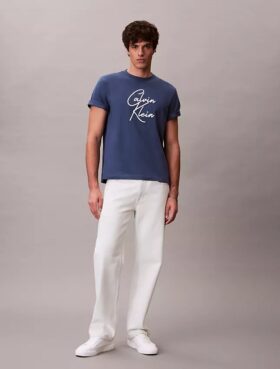 T-shirt comoda con logo in script