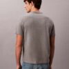 T-shirt comoda con logo in script T-shirt comoda con logo in script