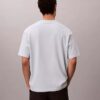 T-shirt comoda con logo ricamato T-shirt comoda con logo ricamato