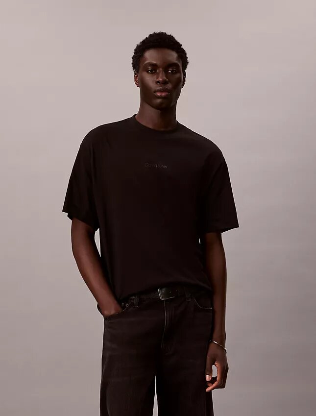 T-shirt comoda con Micro Logo T-shirt comoda con Micro Logo