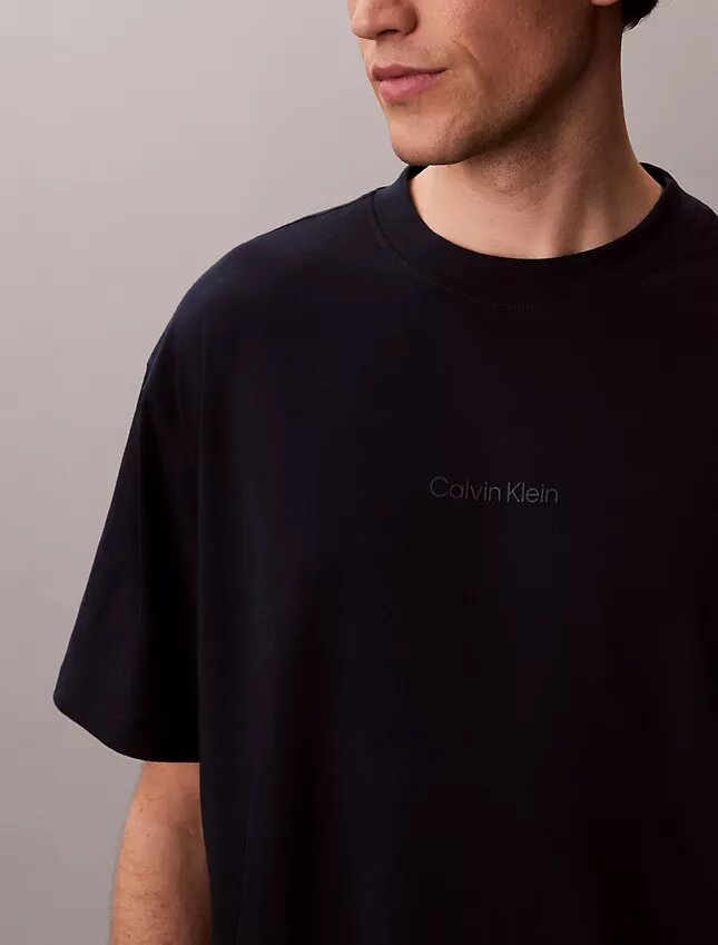T-shirt comoda con Micro Logo T-shirt comoda con Micro Logo