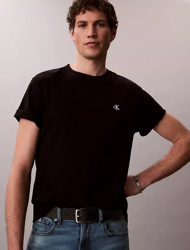 T-shirt comoda con Monogram ricamato T-shirt comoda con Monogram ricamato
