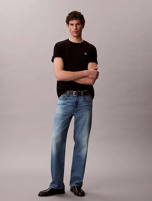T-shirt comoda con Monogram ricamato T-shirt comoda con Monogram ricamato