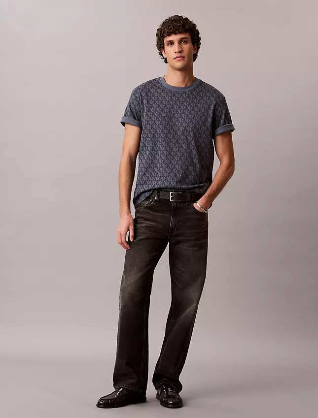 T-shirt comoda con Monogram su tutta la superficie T-shirt comoda con Monogram su tutta la superficie