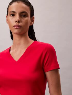 T-shirt comoda con scollo a V in cotone Liquid