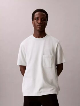 T-shirt comoda in misto cotone
