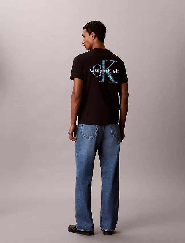 T-shirt con grafica Monologo Brushstroke T-shirt con grafica Monologo Brushstroke