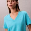 T-shirt con scollo a V e Monogram T-shirt con scollo a V e Monogram