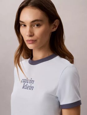 T-shirt corta con bordo a ringu e grafica con logo