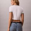 T-shirt corta con bordo a ringu e grafica con logo T-shirt corta con bordo a ringu e grafica con logo