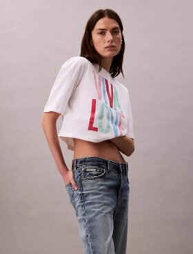 T-shirt corta e comoda Marc Hundley Pride Viva Love